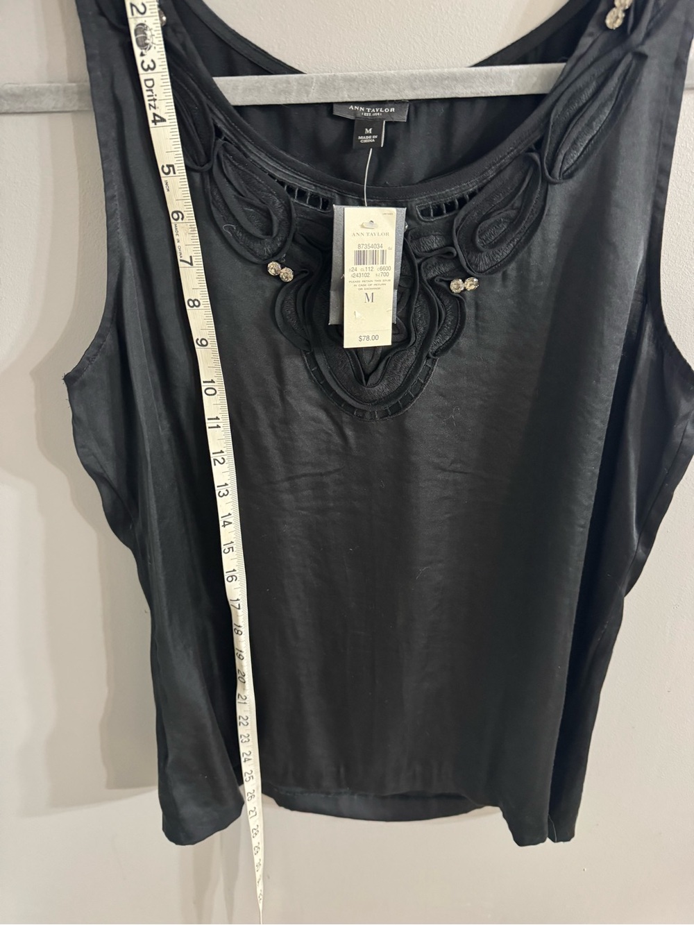Black Embellished Scoop Neck Tank Top - Picture 6 of 6